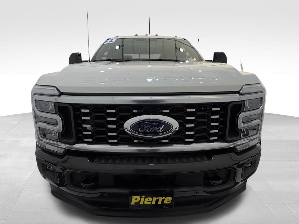 Certified 2025 Ford F450 King Ranch image 8