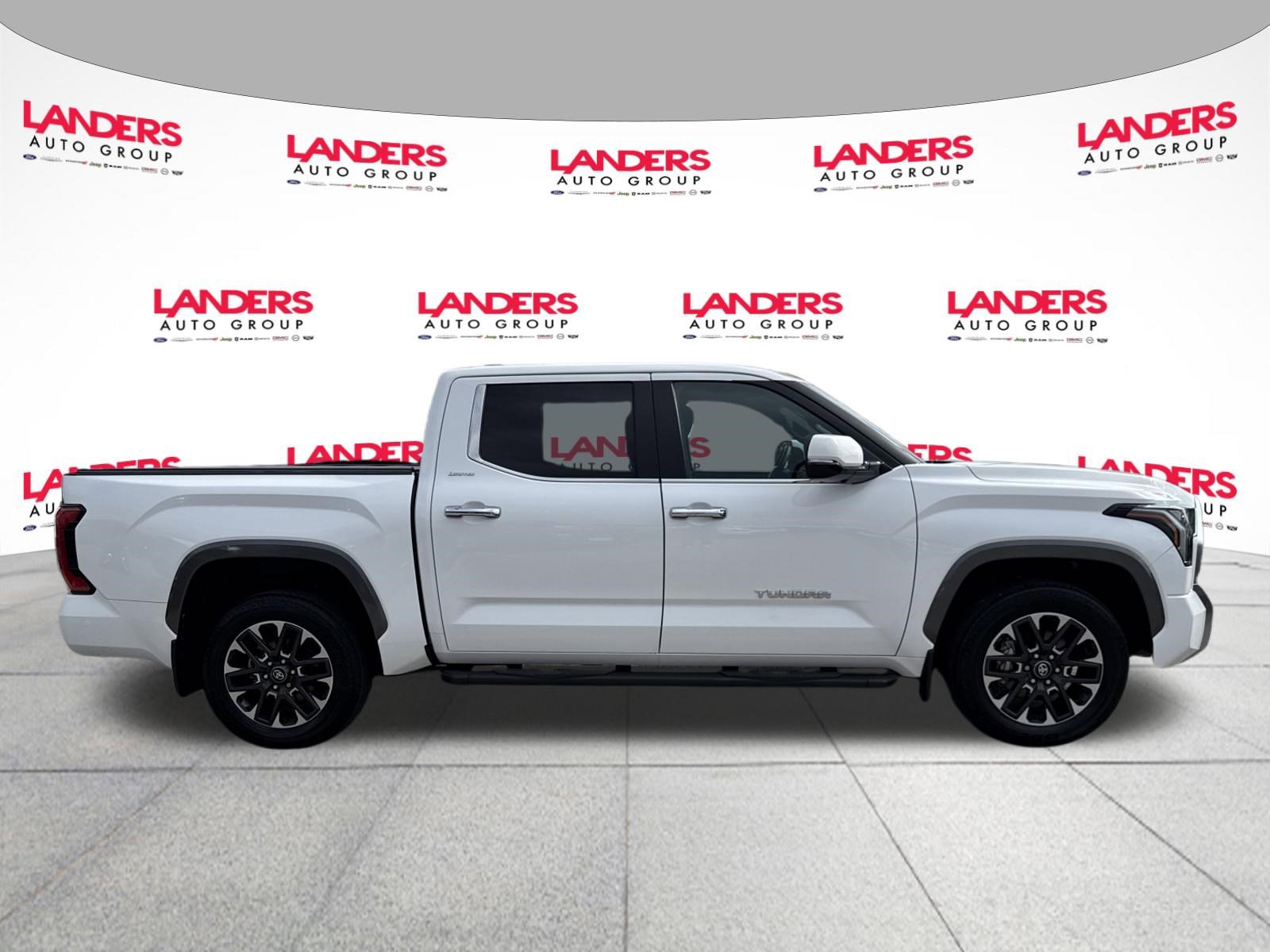 Used 2025 Toyota Tundra Limited AWD/4WD image 2