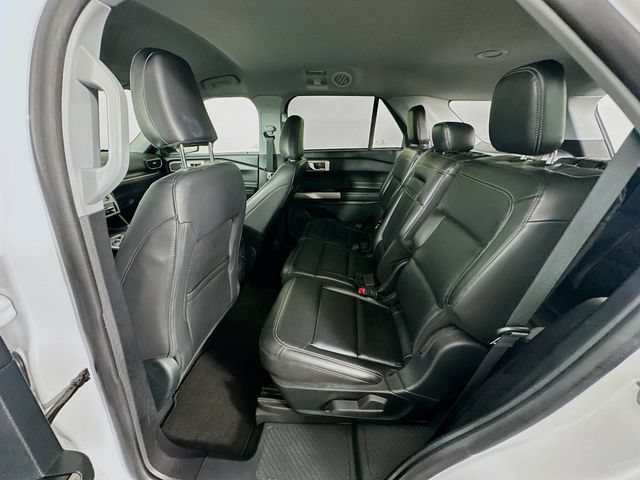 Certified 2023 Ford Explorer XLT w/ Equipment Group 202A AWD/4WD image 29