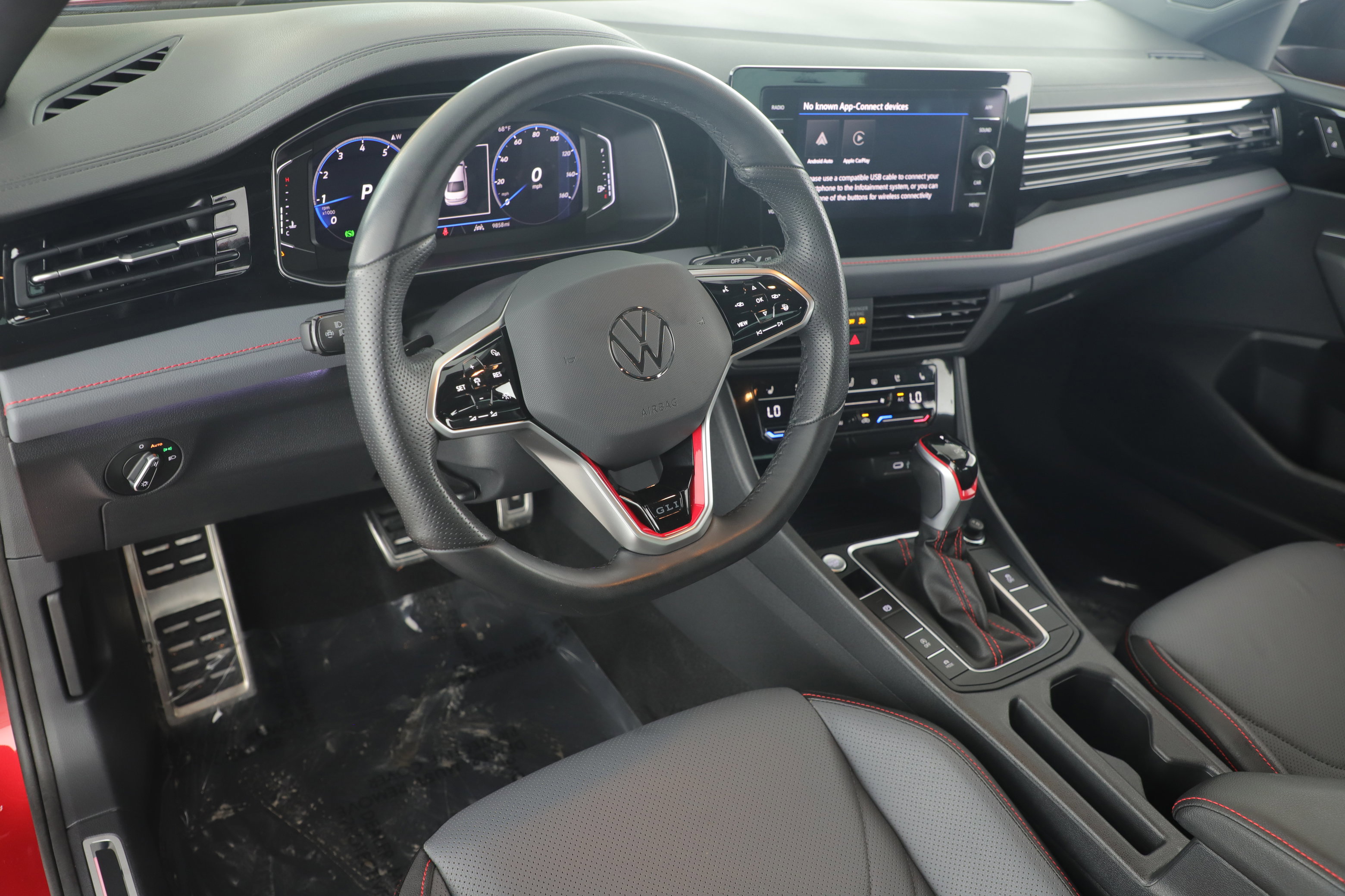 Used 2025 Volkswagen Jetta GLI Autobahn image 13