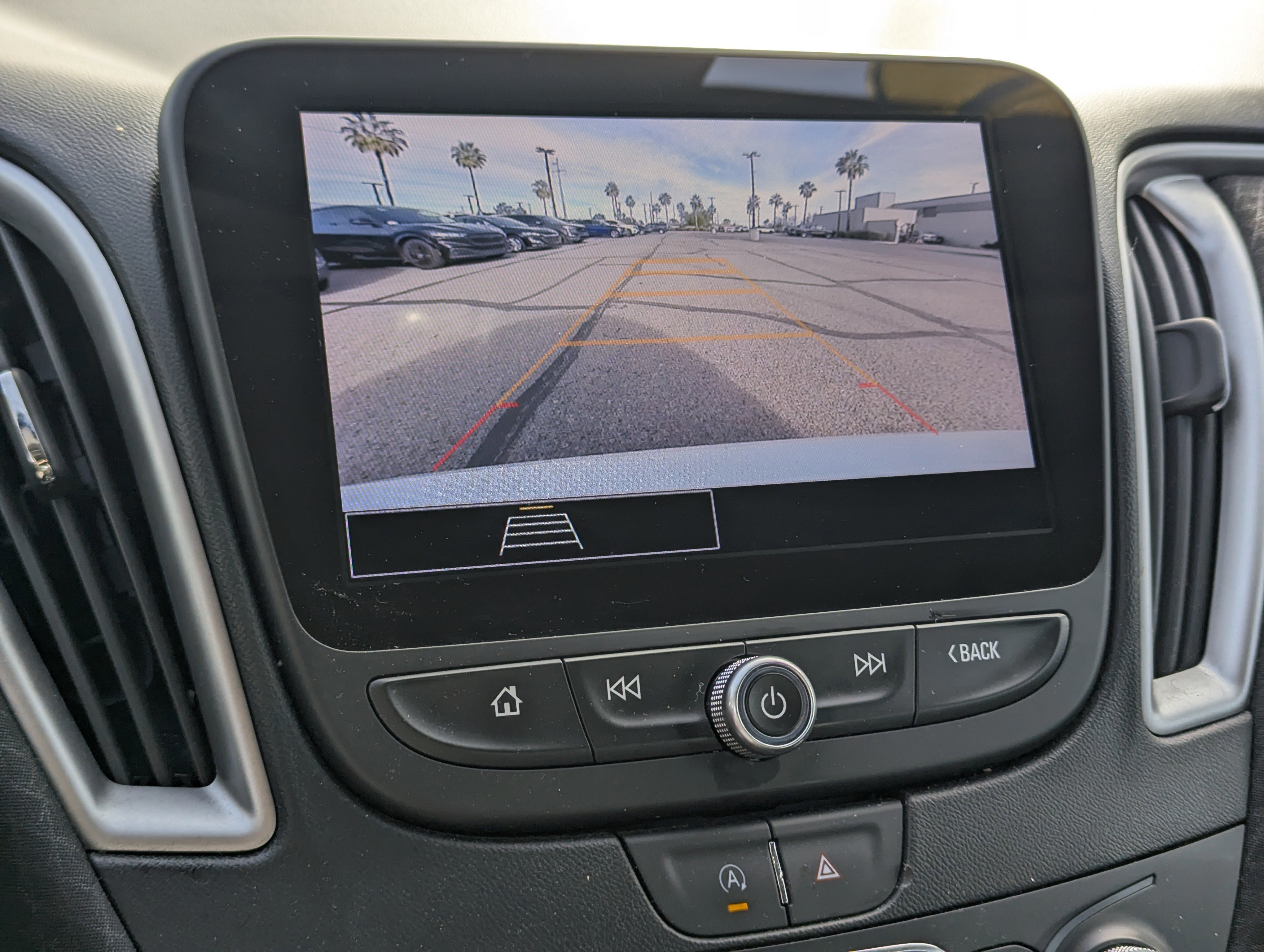 Used 2024 Chevrolet Malibu LT image 11