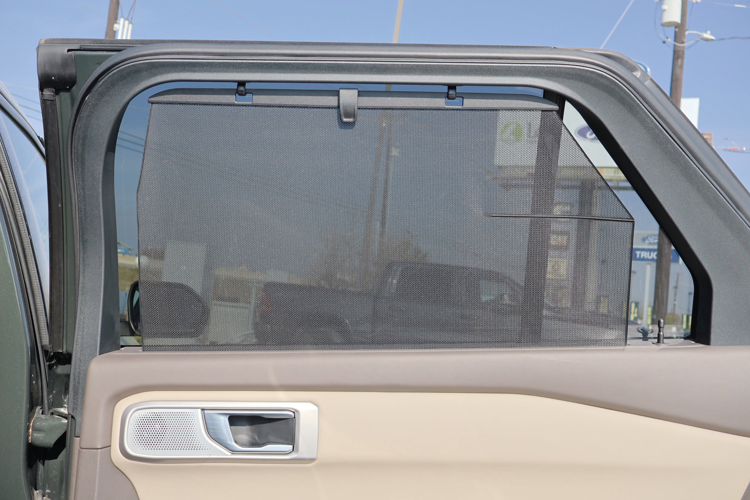 Certified 2022 Ford Explorer Platinum w/ Equipment Group 601A image 38