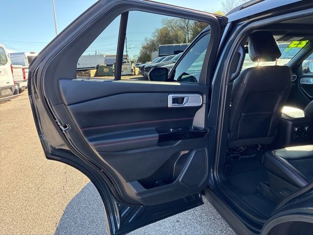 Certified 2023 Ford Explorer ST-Line image 12