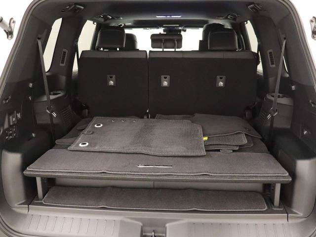Used 2026 Lexus LX 700h Luxury w/ Accessory Package (Z1) AWD/4WD image 27