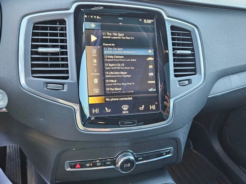 Used 2020 Volvo XC90 T5 Momentum image 21