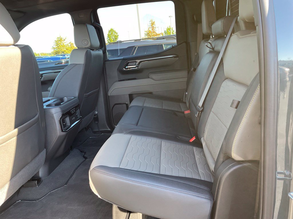 Used 2025 Chevrolet Silverado 1500 ZR2 w/ ZR2 Bison Edition AWD/4WD image 24