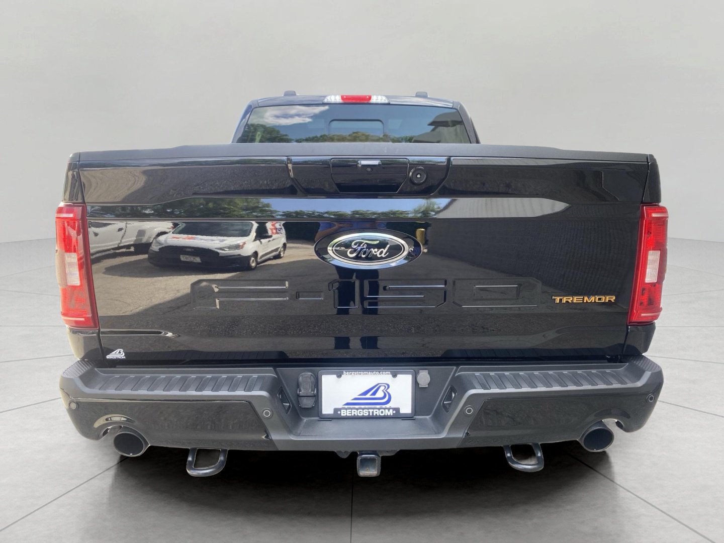 Certified 2023 Ford F150 Tremor w/ Trailer Tow Package AWD/4WD image 8