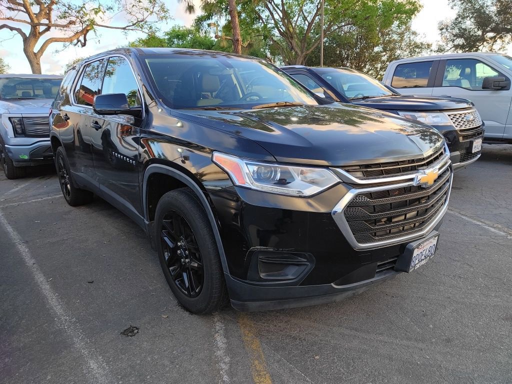 Used 2020 Chevrolet Traverse LS image 2