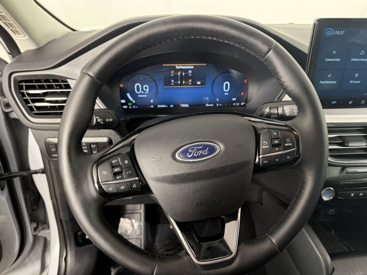 Certified 2025 Ford Escape Platinum AWD/4WD image 22