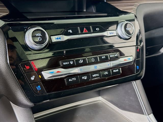 Certified 2022 Ford Explorer Limited w/ Equipment Group 301A image 16