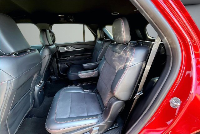 Certified 2025 Ford Explorer ST AWD/4WD image 22