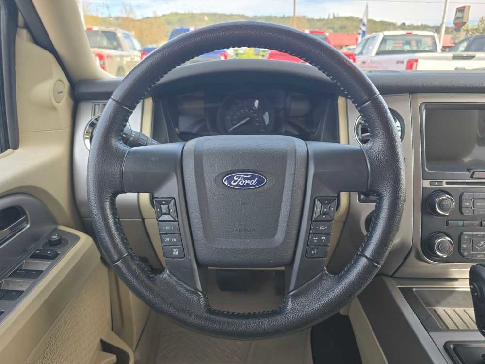Certified 2017 Ford Expedition EL XLT w/ Equipment Group 202A image 11