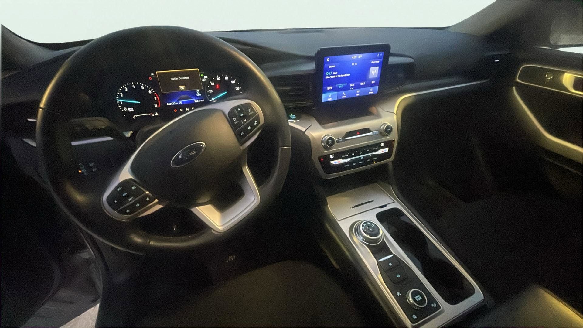 Certified 2021 Ford Explorer XLT image 12