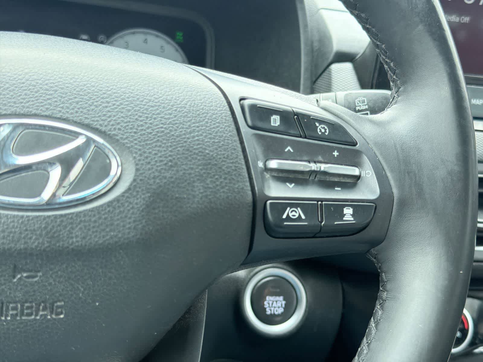 Used 2022 Hyundai Kona Limited w/ Cargo Package AWD/4WD image 25