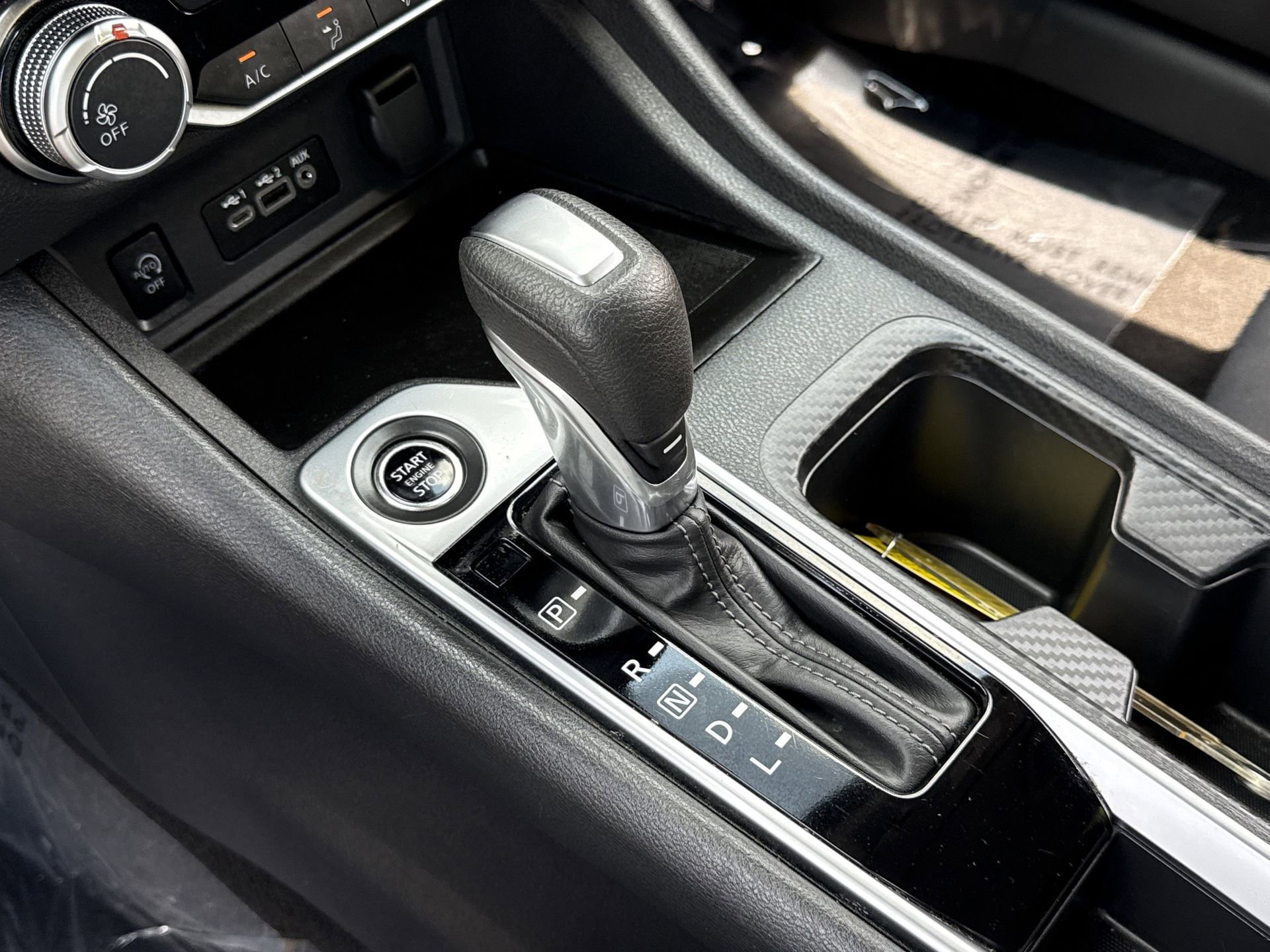 Used 2025 Nissan Sentra SV FWD image 8
