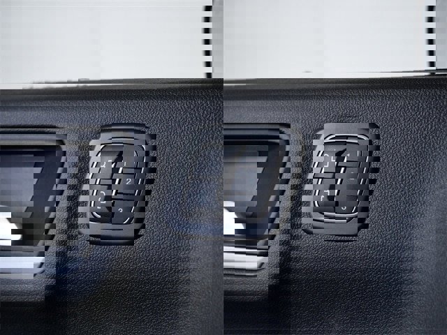 Certified 2025 Ford Escape Platinum image 27