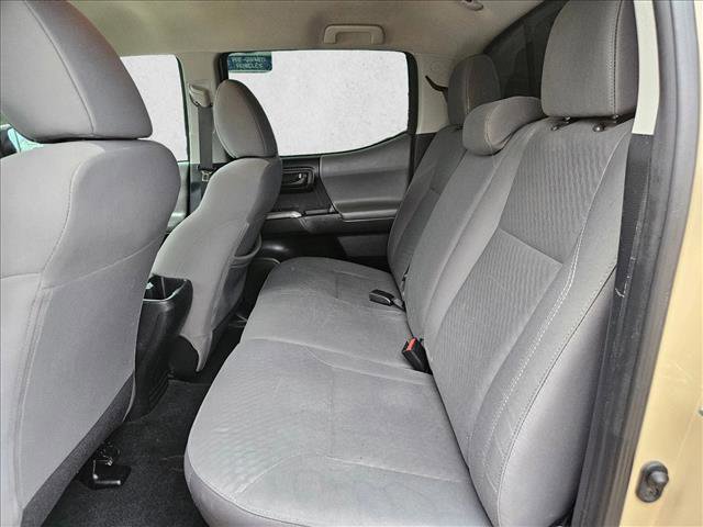 Used 2020 Toyota Tacoma SR5 RWD image 17