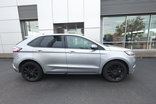 Certified 2022 Ford Edge ST-Line AWD/4WD image 3