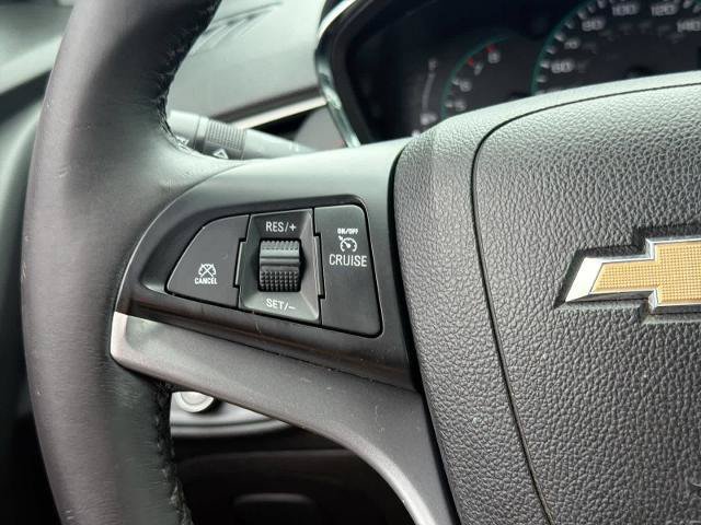 Used 2017 Chevrolet Trax LT w/ Driver Confidence Package AWD/4WD image 24