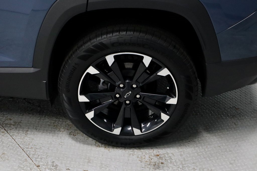 Used 2025 Chevrolet Equinox RS w/ Safety and Technology Package image 18