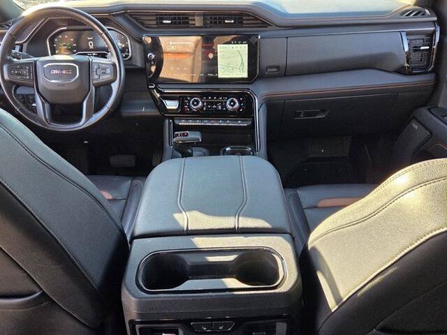 Used 2023 GMC Sierra 1500 AT4 AWD/4WD image 8