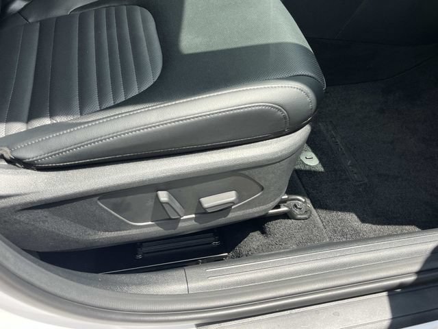 Used 2025 Kia Sportage SX FWD image 29
