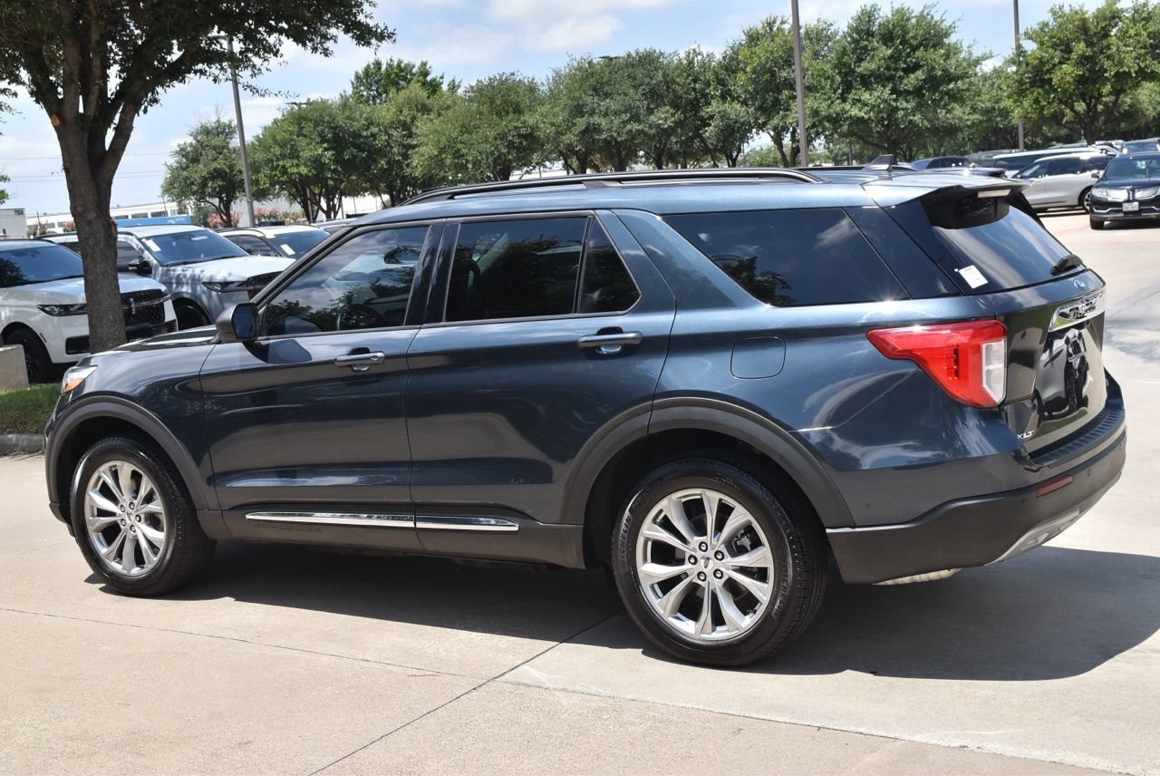 Certified 2024 Ford Explorer XLT w/ Equipment Group 202A AWD/4WD image 11