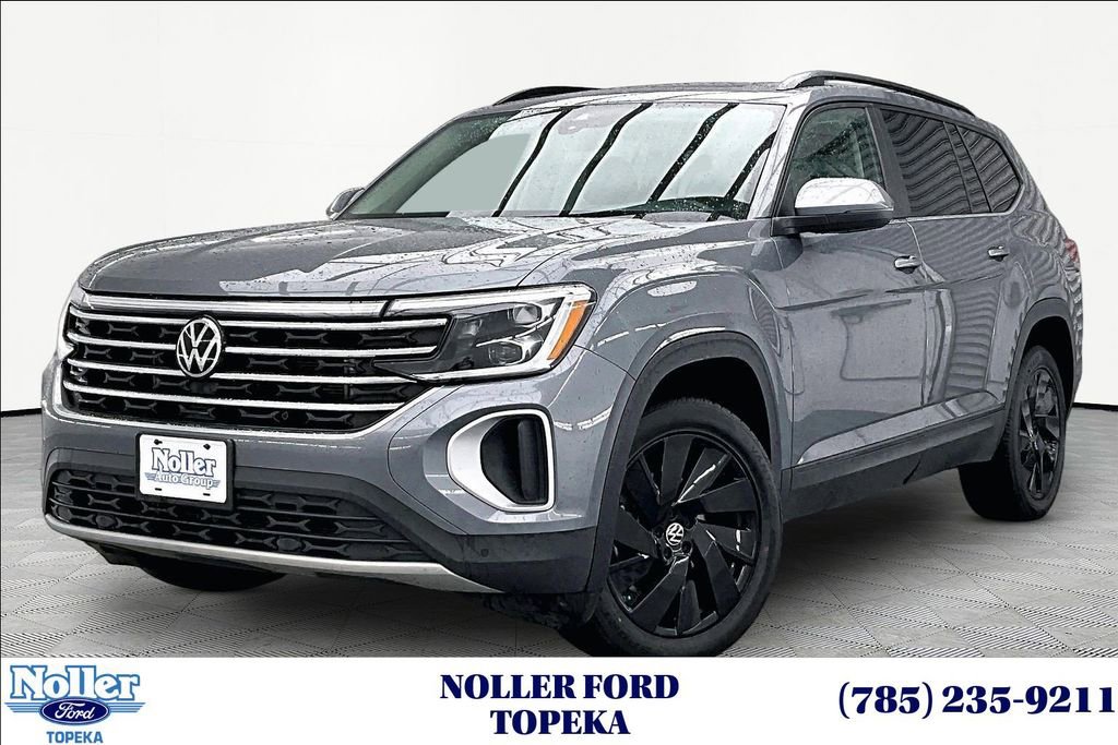 Used 2025 Volkswagen Atlas SE FWD image 1