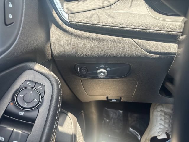 Used 2025 Buick Encore GX Preferred FWD image 24