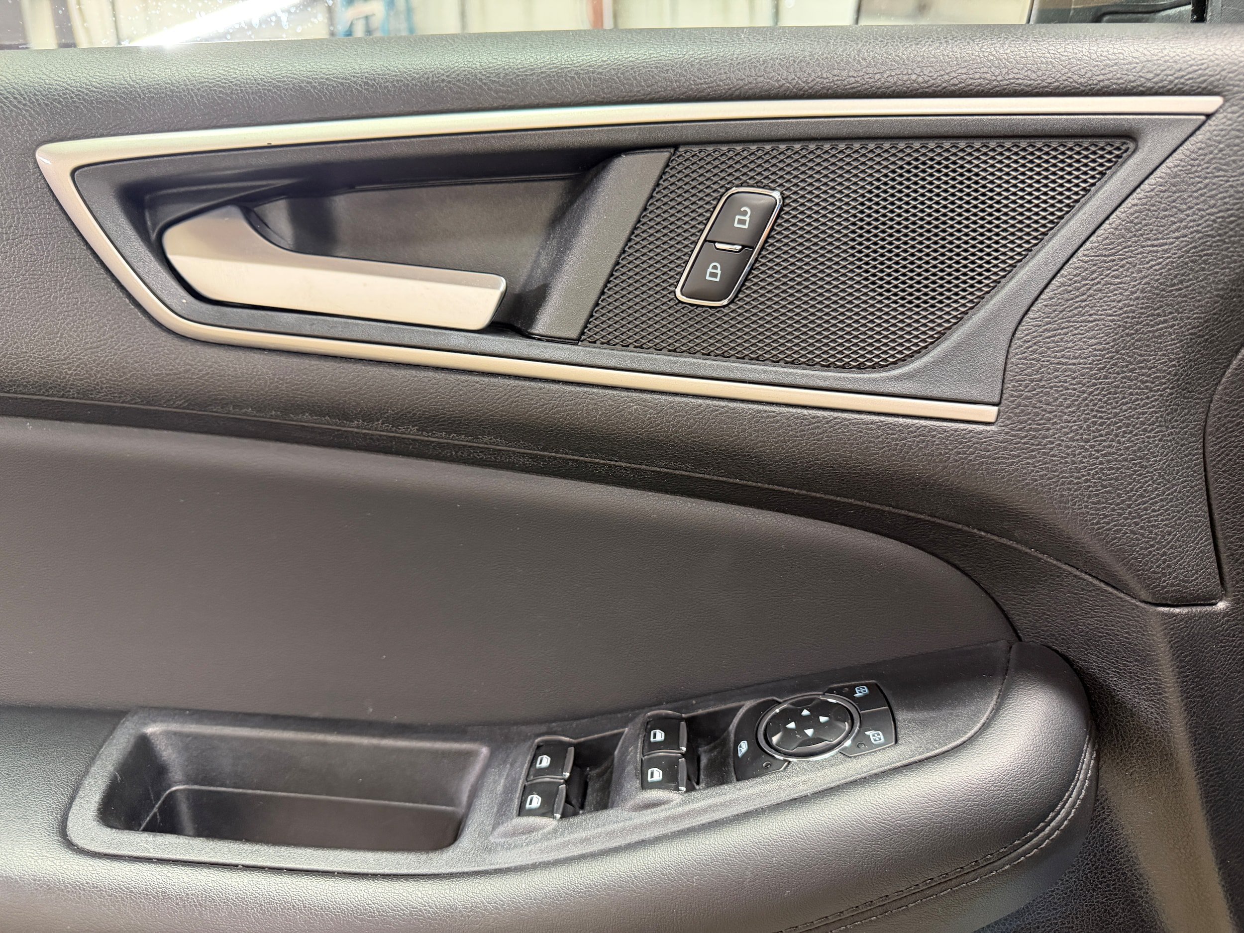 Certified 2024 Ford Edge SEL AWD/4WD image 13