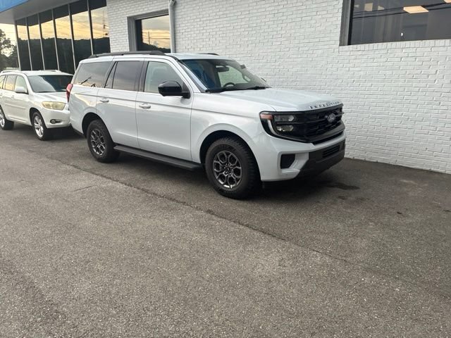 Certified 2025 Ford Expedition Active RWD image 38