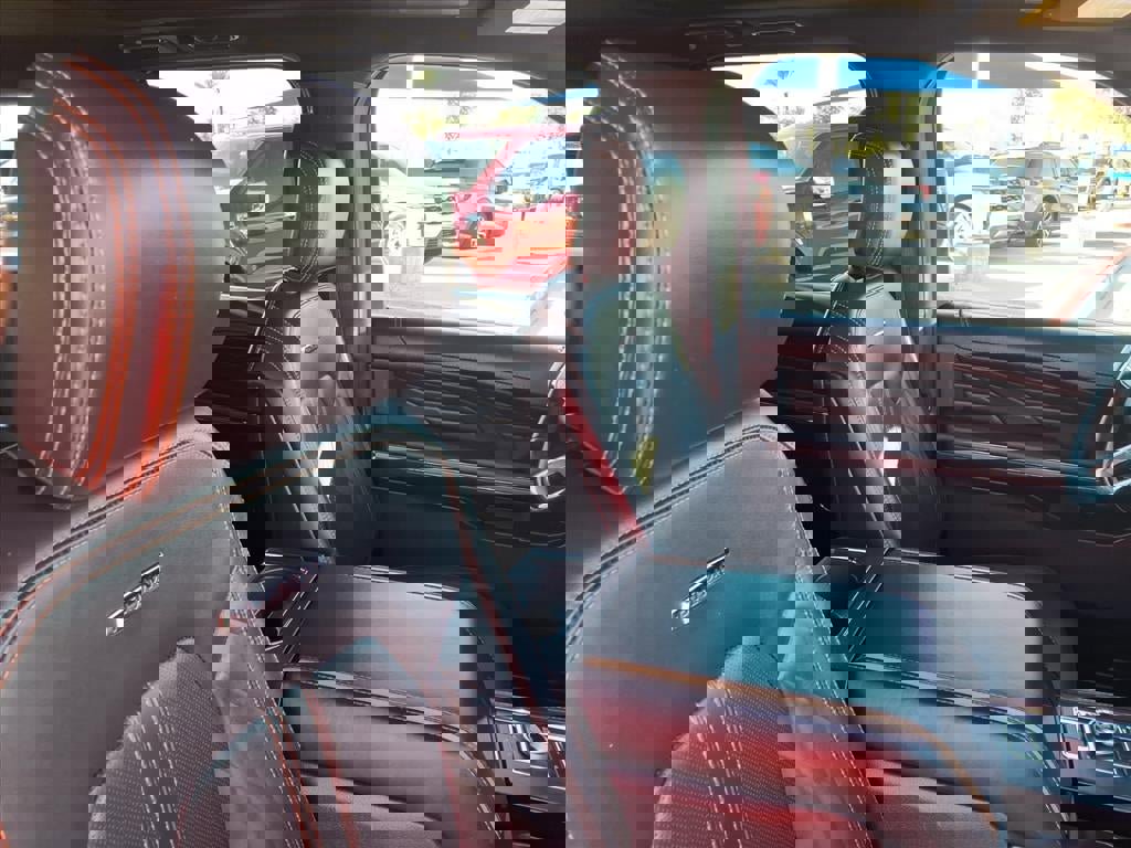 Certified 2023 Ford Expedition Max Platinum image 12