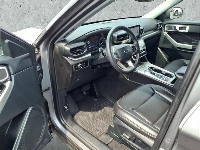 Certified 2024 Ford Explorer XLT w/ Equipment Group 202A AWD/4WD image 12