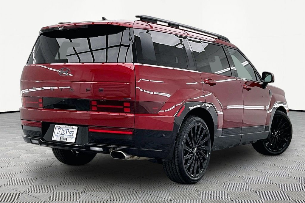 Used 2025 Hyundai Santa Fe Calligraphy AWD/4WD image 2