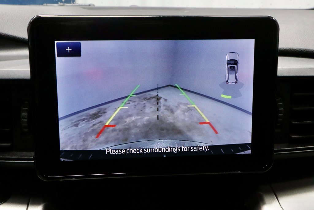 Certified 2023 Ford Explorer XLT image 9