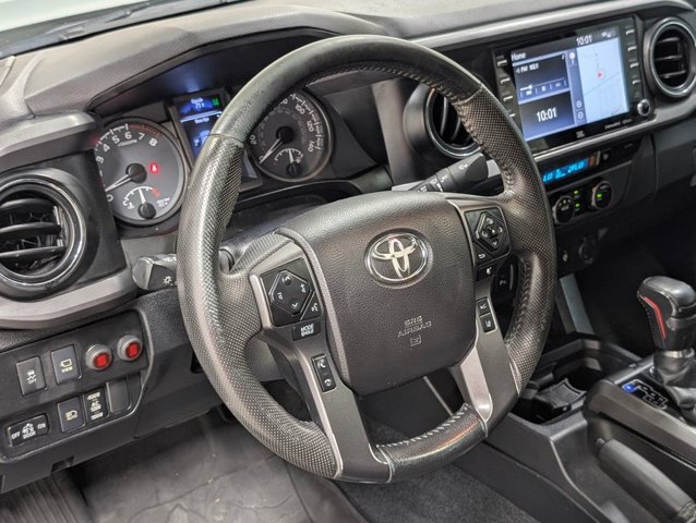 Used 2021 Toyota Tacoma TRD Pro AWD/4WD image 10