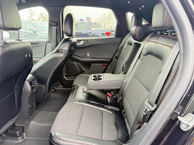 Certified 2024 Ford Escape ST-Line w/ Tech Pack #1 image 9