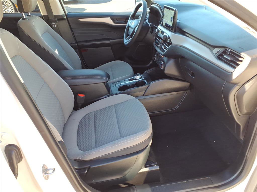 Certified 2022 Ford Escape SE image 11