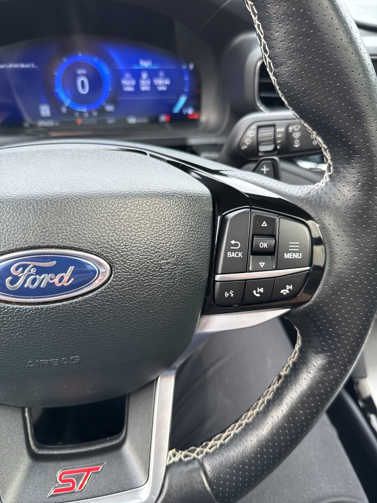 Certified 2023 Ford Explorer ST w/ Equipment Group 401A AWD/4WD image 18