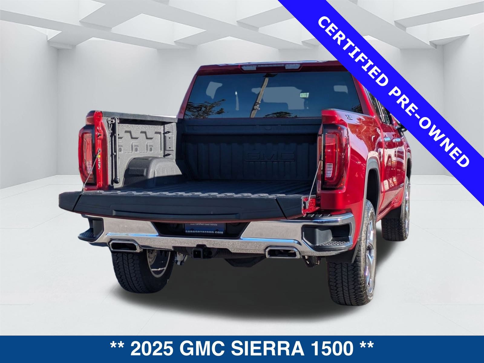Used 2025 GMC Sierra 1500 SLT image 13