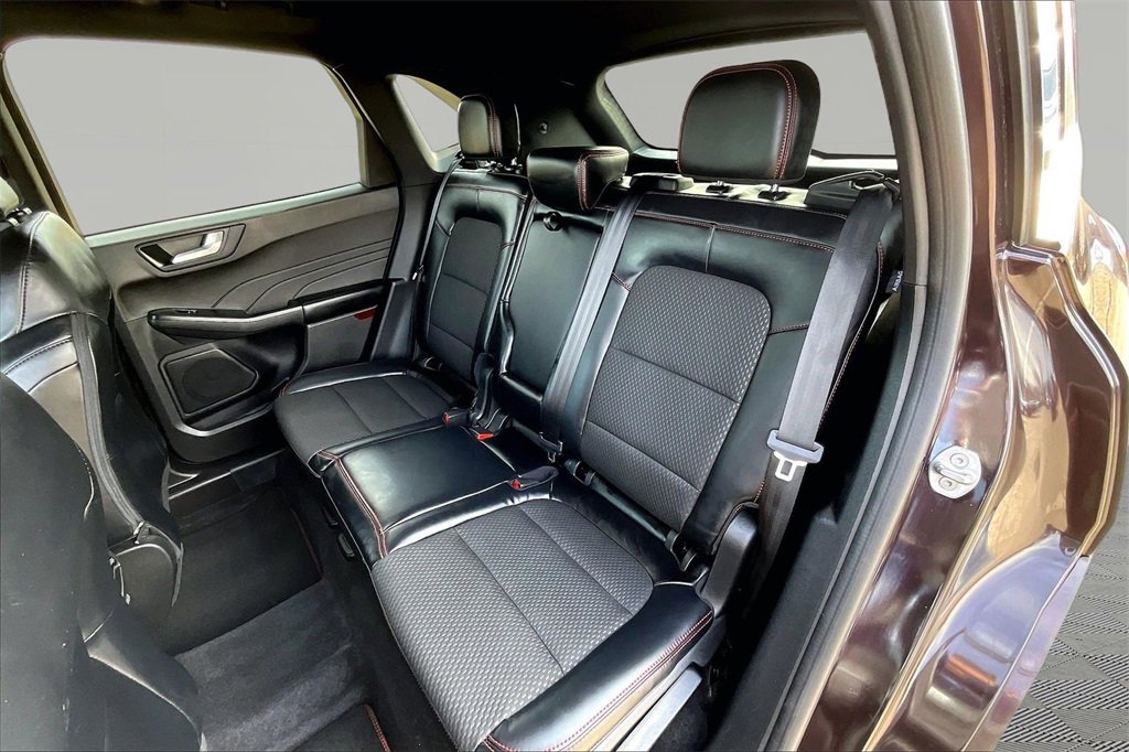 Certified 2023 Ford Escape ST-Line w/ Tech Pack #1 image 26