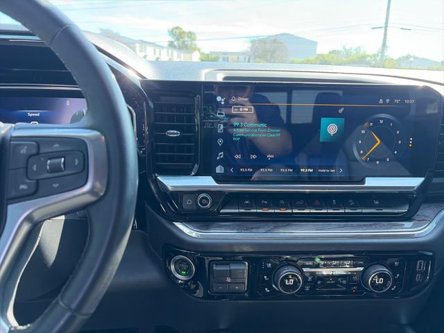 Used 2023 Chevrolet Silverado 1500 LTZ w/ LTZ Premium Package AWD/4WD image 39