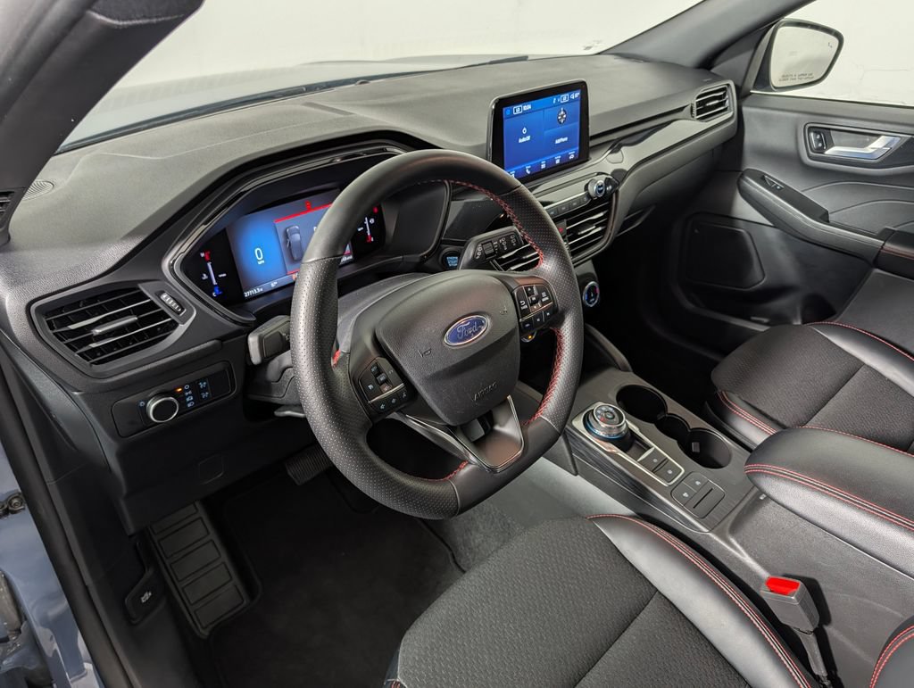 Certified 2025 Ford Escape ST-Line FWD image 21