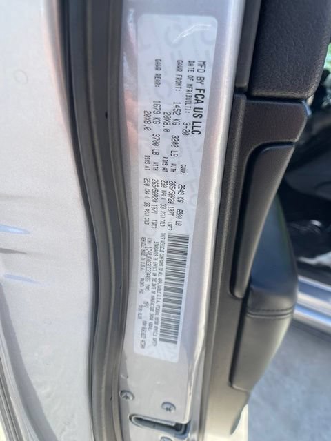 Used 2020 Jeep Grand Cherokee Altitude AWD/4WD image 39
