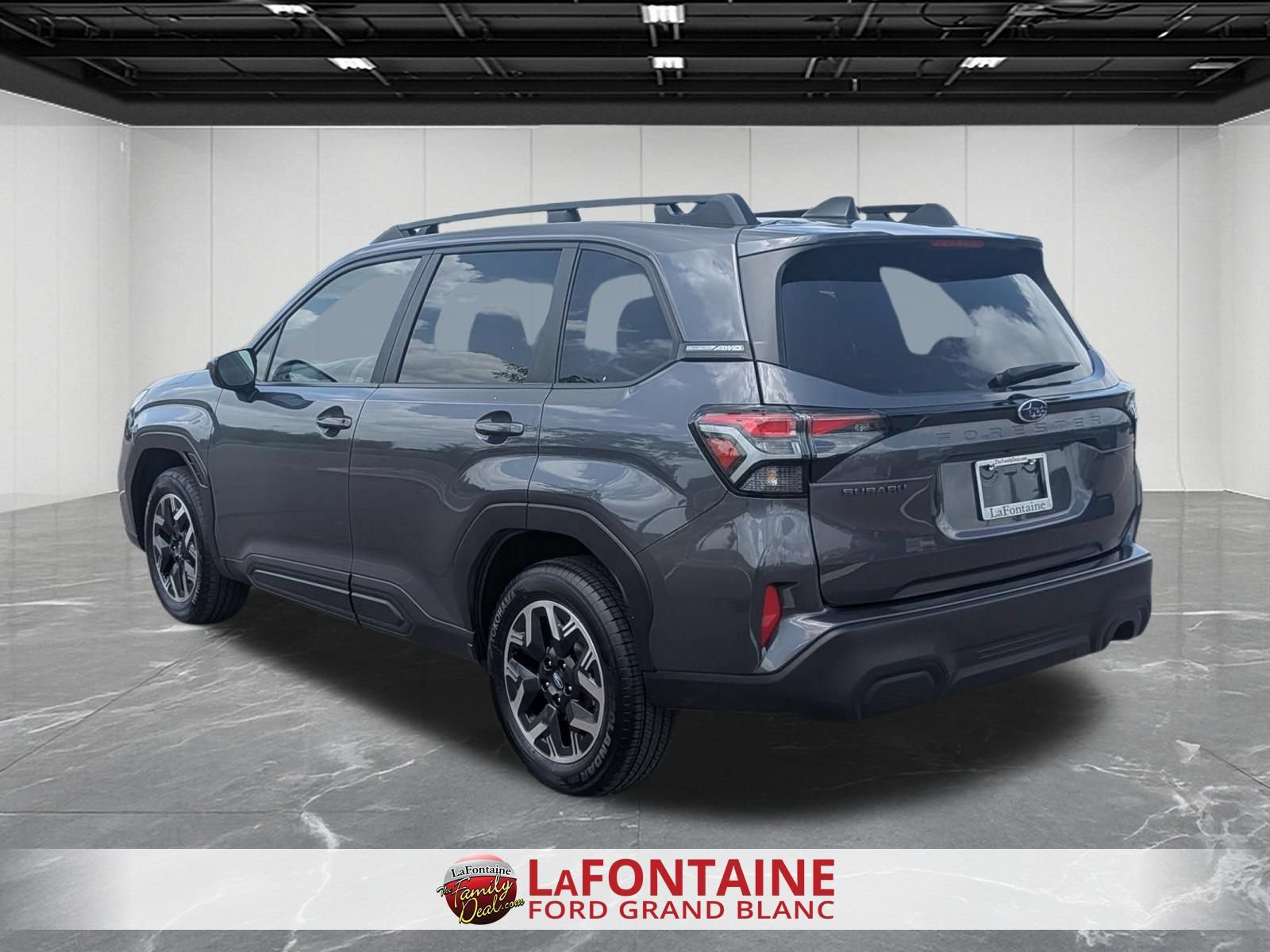 Used 2025 Subaru Forester Premium AWD/4WD image 3