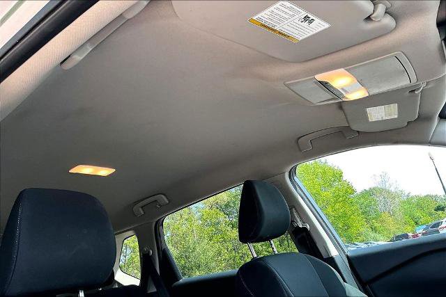 Used 2024 Nissan Rogue S AWD/4WD image 21