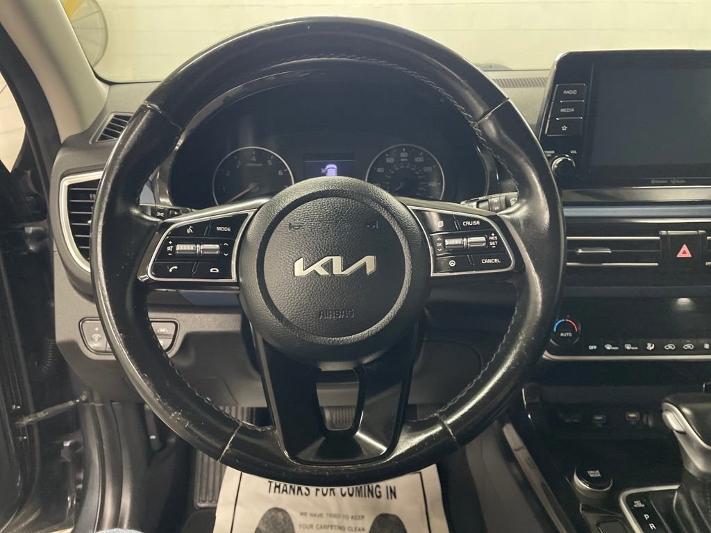 Used 2023 Kia Seltos S image 18
