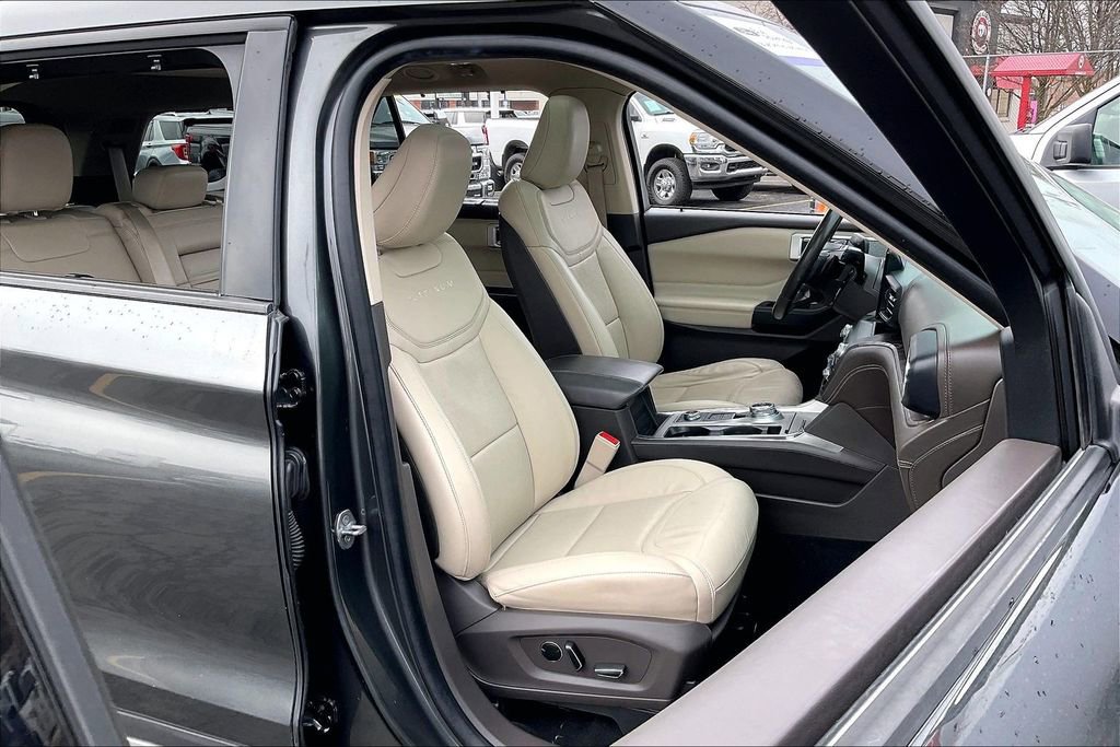 Certified 2020 Ford Explorer Platinum image 6