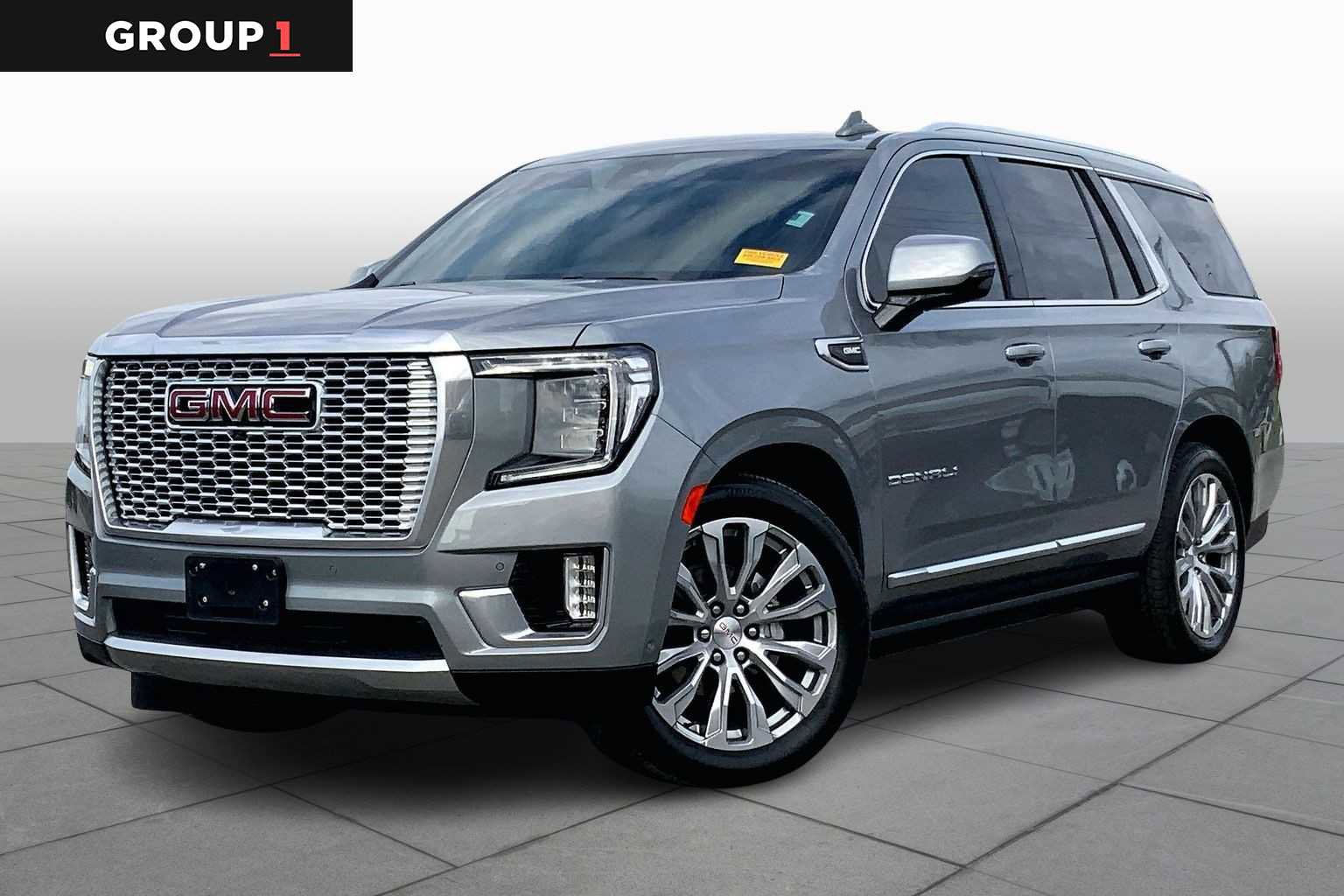 Used 2024 GMC Yukon Denali w/ Advanced Technology Package image 1