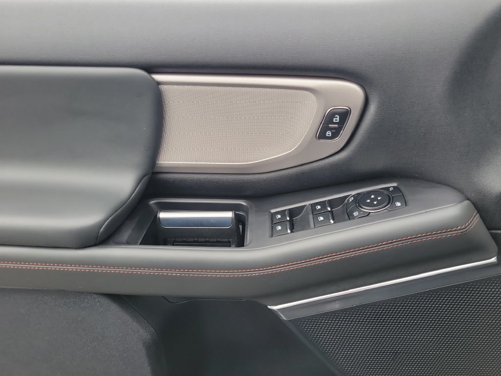 Certified 2025 Ford Expedition Max Active AWD/4WD image 19